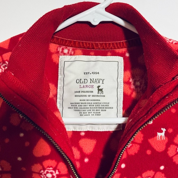 Girls Old Navy Red White Zip Up Fleece Sweater Shirt - Picture 1 of 3